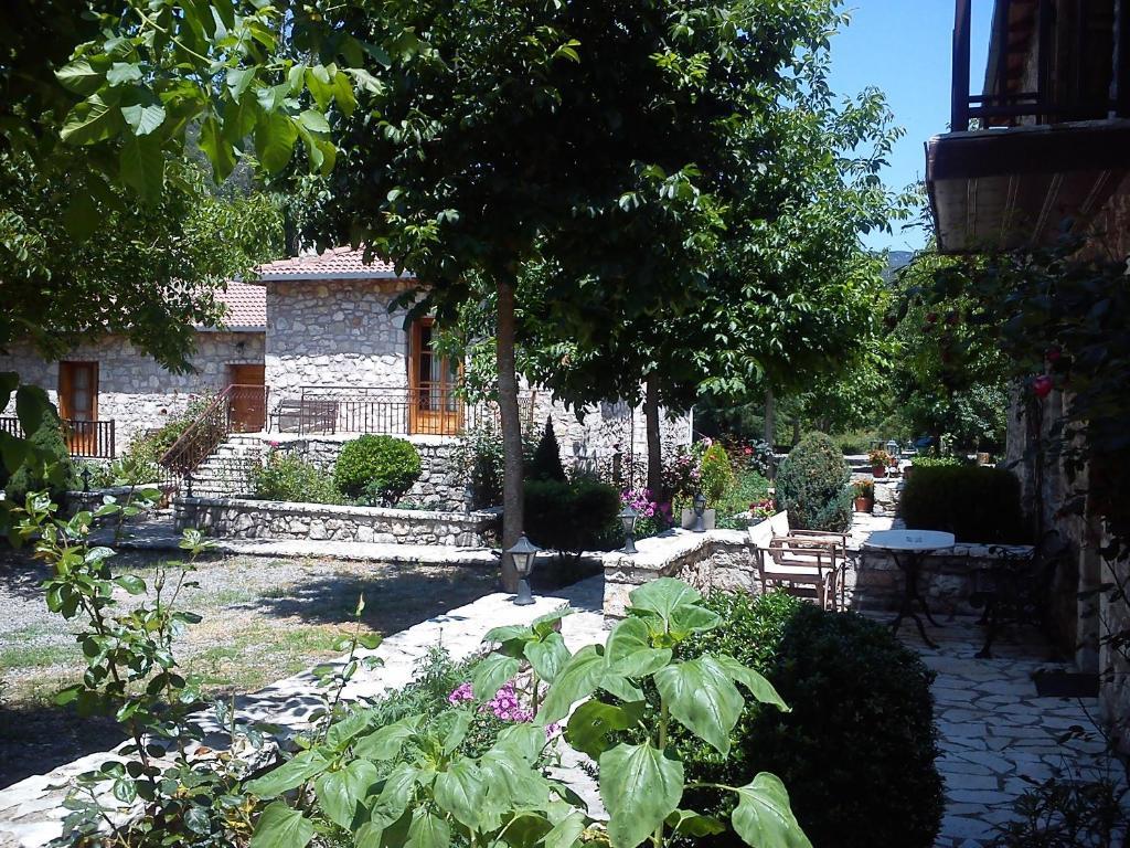 Andrea Sofi Guesthouse ディミツァナ エクステリア 写真