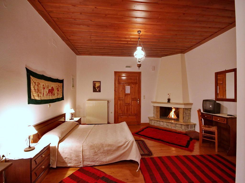 Andrea Sofi Guesthouse ディミツァナ エクステリア 写真